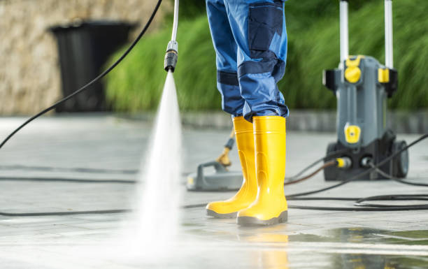 Why Choose Our Certified Pressure Washing Experts for Your Project Needs in Glendale, OH?